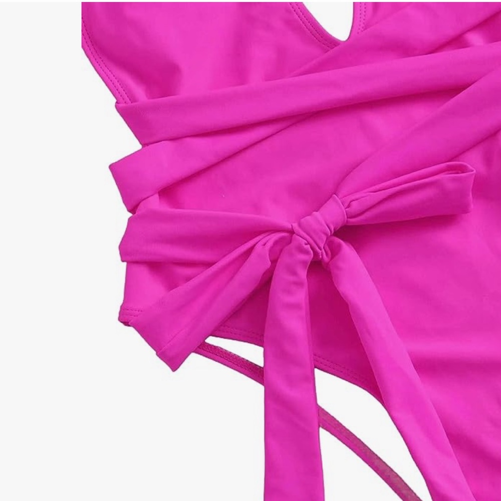 Lilosy Sexy Tie Criss Cross Plunge One Piece - Picture 5 of 8